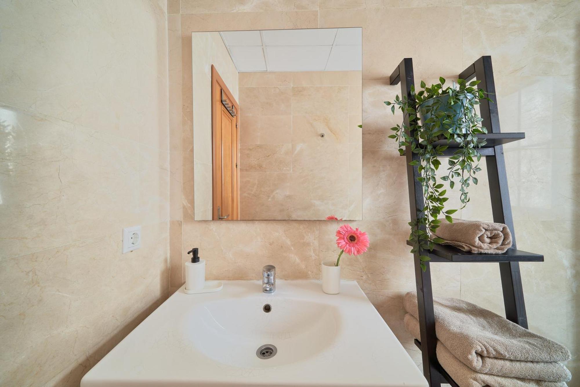 Apartamento En El Centro, Tranquilo Y Luminoso Málaga Extérieur photo